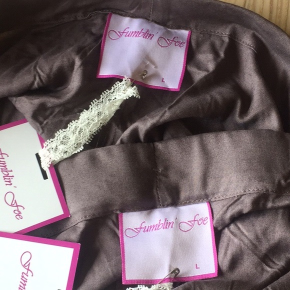 1 Left- Cute Fumbli’n Foe Romper - Picture 4 of 4